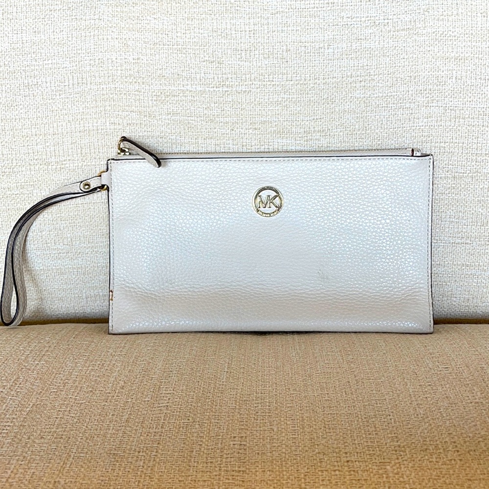 Michael Kors Wristlet
